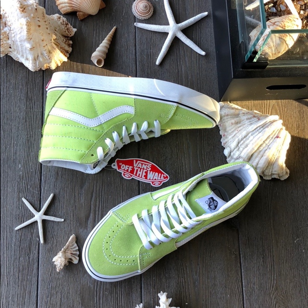 🌴🌼VANS- SHARP GREEN HIGH TOPS🌼🌴
